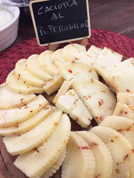 Taglieri Formaggi Irpini Domus Romulea